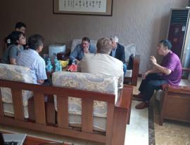 会客厅洽谈